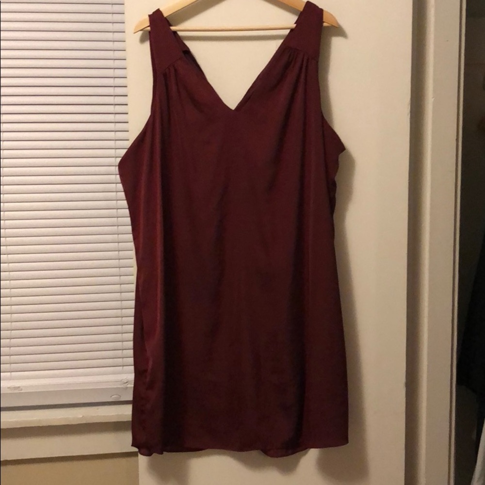 Maroon shift dress